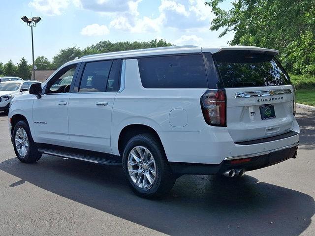Photo of 2024 Summit White Chevrolet Suburban