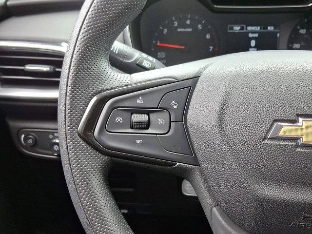 Photo of 2023 Summit White Chevrolet Trailblazer