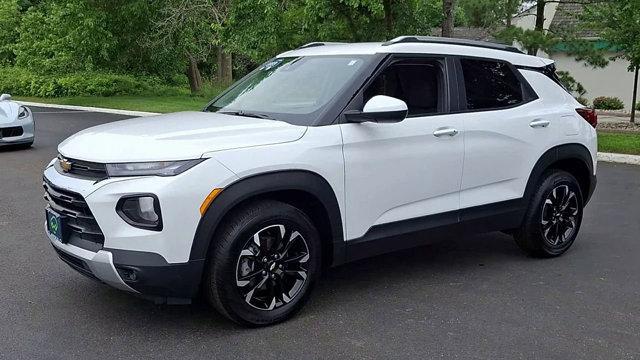 Photo of 2023 Summit White Chevrolet Trailblazer