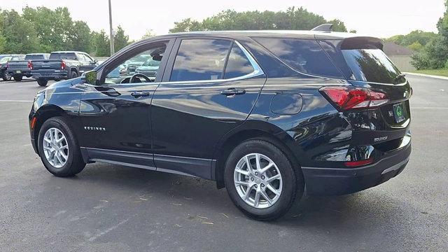 Photo of 2023 Mosaic Black Metallic Chevrolet Equinox