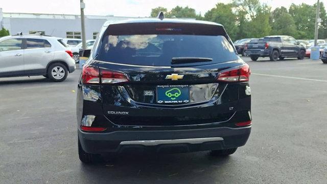 Photo of 2023 Mosaic Black Metallic Chevrolet Equinox