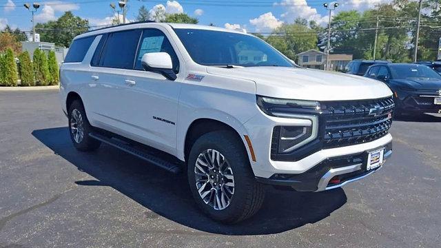 Photo of 2025 Iridescent Pearl Tricoat Chevrolet Suburban