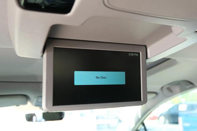 Photo of 2019 Crystal Black Pearl Honda Odyssey