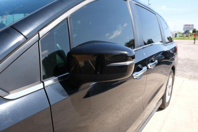 Photo of 2019 Crystal Black Pearl Honda Odyssey