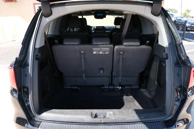 Photo of 2019 Crystal Black Pearl Honda Odyssey