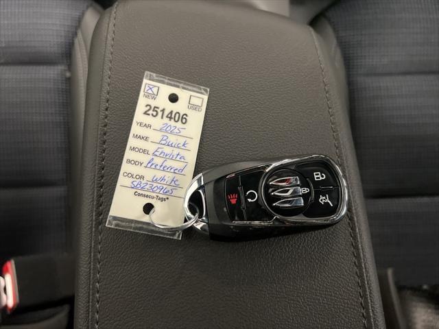 Photo of 2025 Summit White Buick Envista