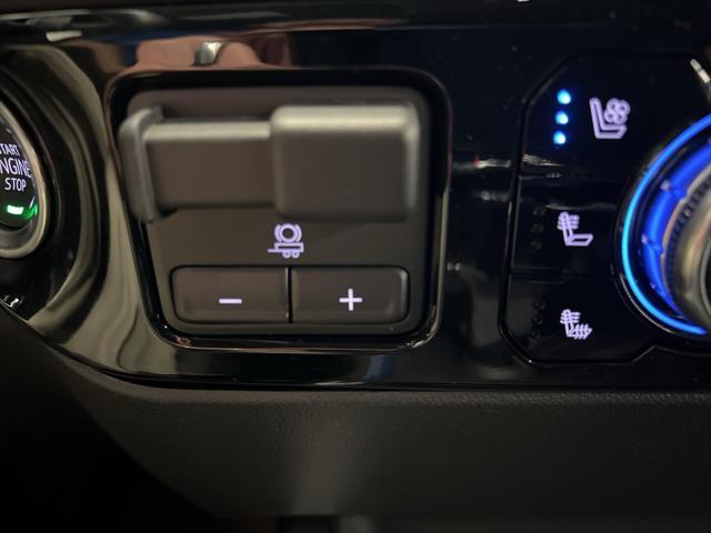Photo of 2025 Summit White GMC Sierra 1500