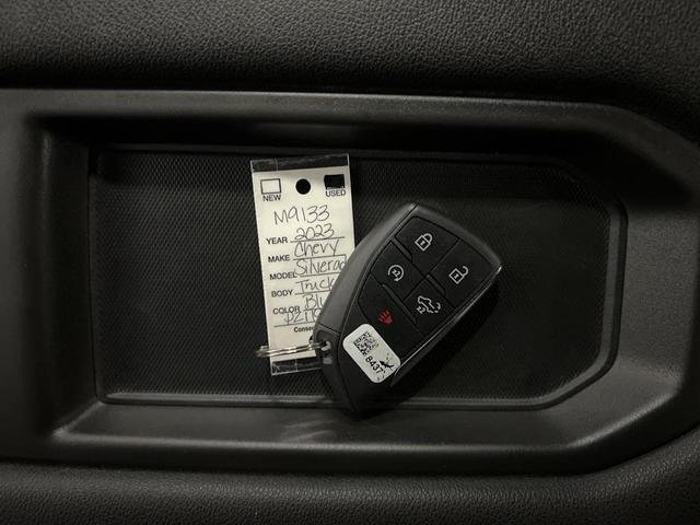 Photo of 2023 Glacier Blue Metallic Chevrolet Silverado 1500