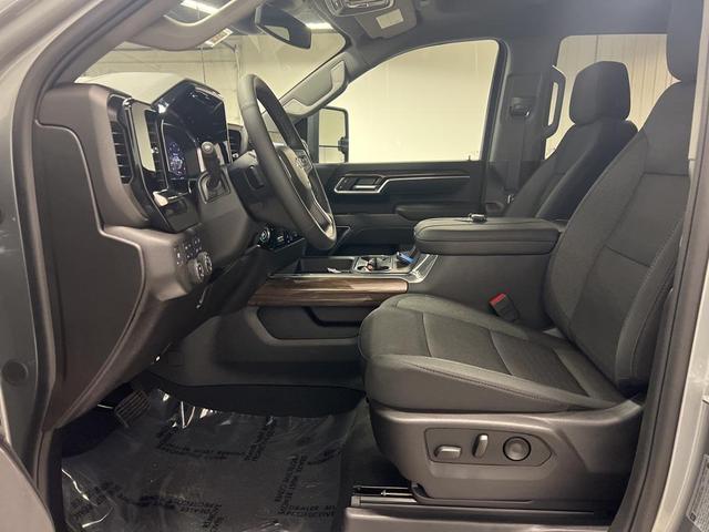 Photo of 2025 Sterling Gray Metallic Chevrolet Silverado 2500