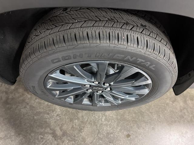 Photo of 2023 Radiant Red Tintcoat Chevrolet Traverse