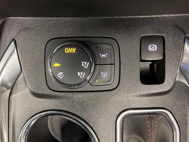 Photo of 2023 Radiant Red Tintcoat Chevrolet Traverse