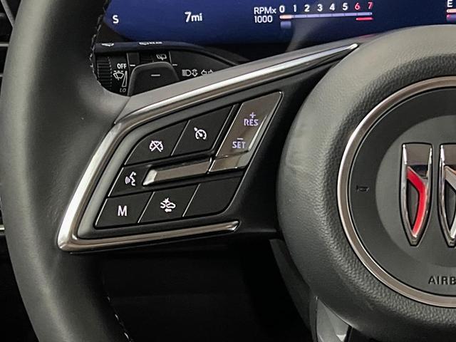 Photo of 2025 Brilliant Red Buick Envision