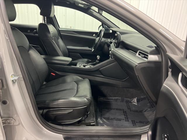 Photo of 2022 Wolf Gray Kia K5