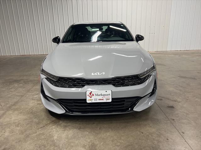 Photo of 2022 Wolf Gray Kia K5