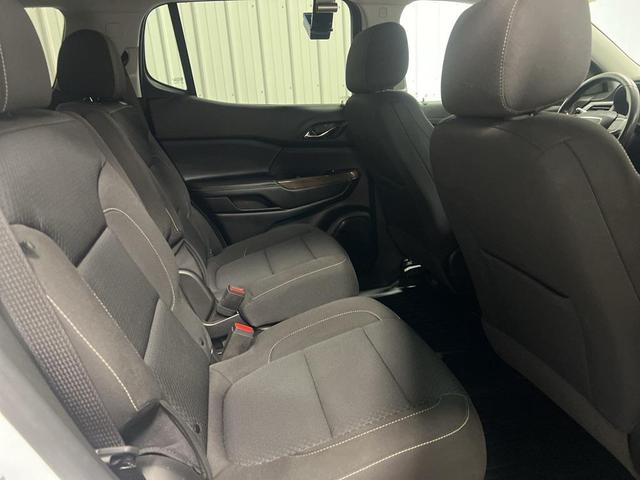 Photo of 2023 Summit White GMC Acadia