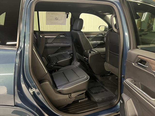 Photo of 2025 Downpour Metallic GMC Acadia