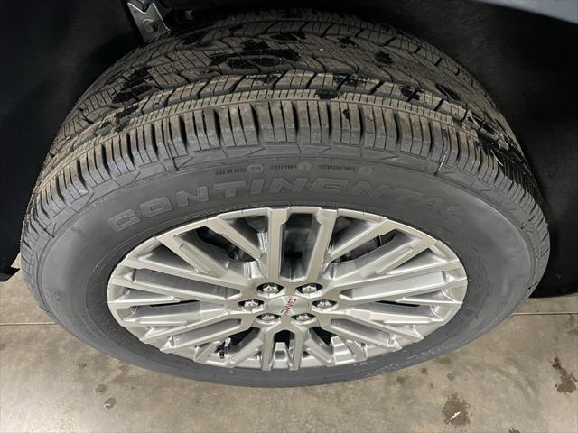 Photo of 2025 Downpour Metallic GMC Acadia