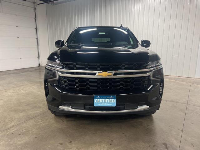 Photo of 2023 Black Chevrolet Suburban