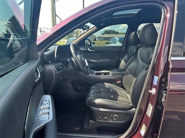 Photo of 2023 Burgundy Hyundai PALISADE