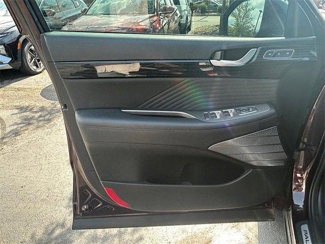 Photo of 2023 Burgundy Hyundai PALISADE