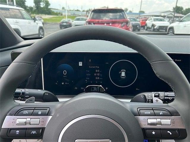 Photo of 2025 Hampton Gray Hyundai TUCSON