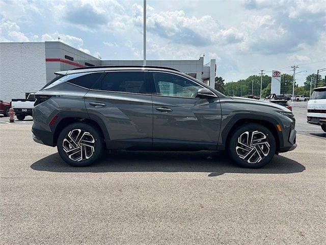 Photo of 2025 Hampton Gray Hyundai TUCSON