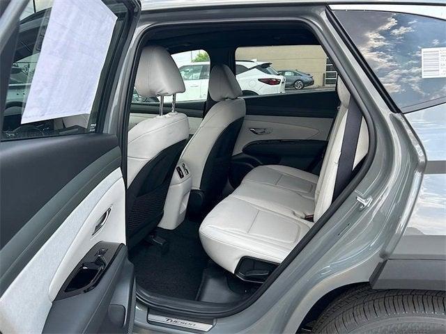 Photo of 2025 Hampton Gray Hyundai TUCSON