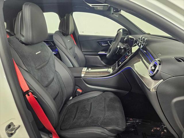 Photo of 2025 Polar White Mercedes-Benz AMG GLC 63