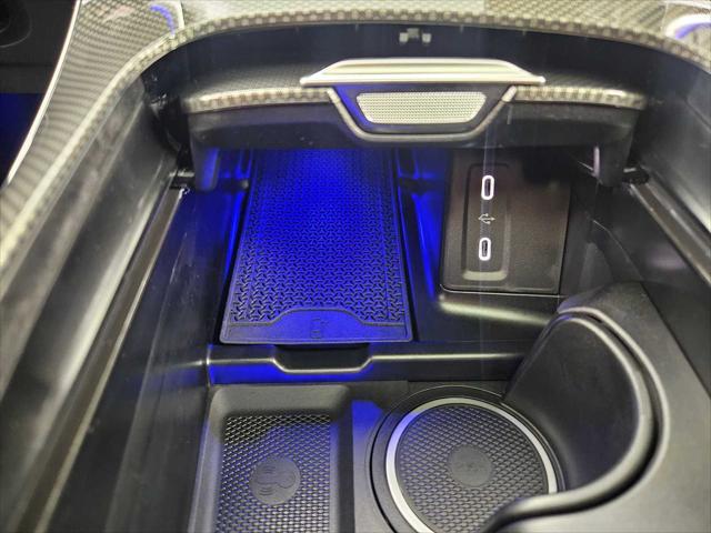 Photo of 2025 Polar White Mercedes-Benz AMG GLC 63