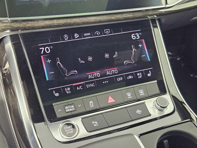 Photo of 2025 Samurai Gray Metallic Audi Q7