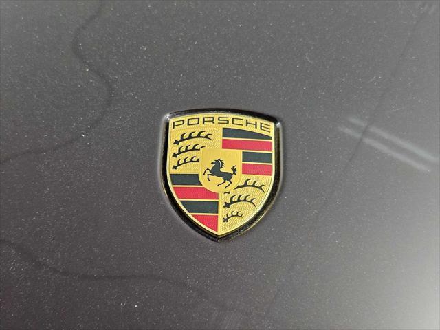 Photo of 2023  Porsche Macan