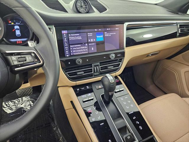 Photo of 2023  Porsche Macan