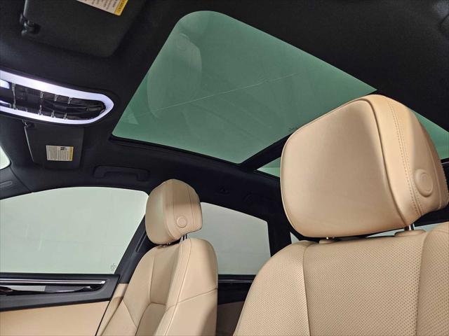 Photo of 2023  Porsche Macan
