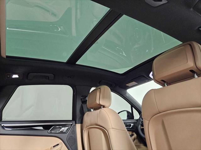 Photo of 2023  Porsche Macan