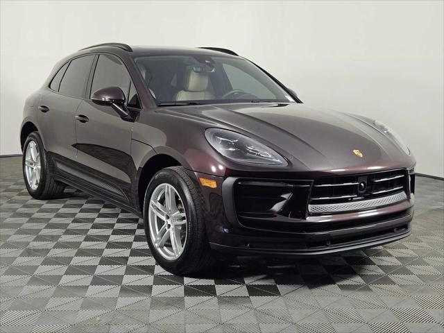 Photo of 2023  Porsche Macan