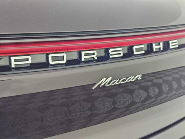 Photo of 2023  Porsche Macan