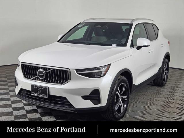 2025 Volvo XC40
