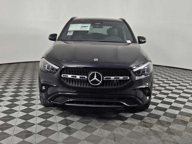 Photo of 2026 Night Black Mercedes-Benz GLA 250