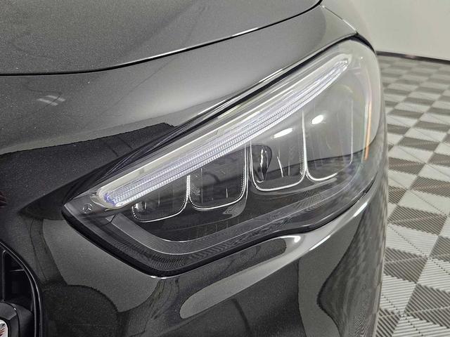 Photo of 2026 Night Black Mercedes-Benz GLA 250