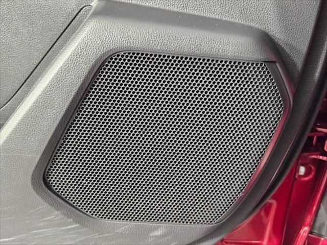 Photo of 2022 Ruby Flare Pearl Toyota Highlander