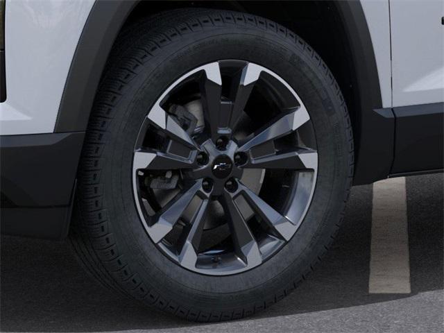 Photo of 2026 Polar White Tricoat Chevrolet Equinox
