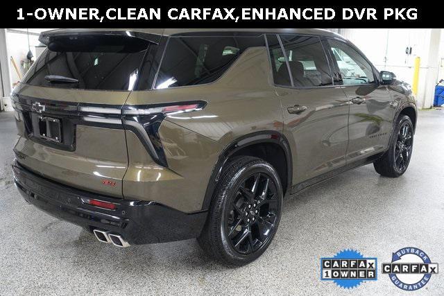 Photo of 2024 Bronze Metallic Chevrolet Traverse