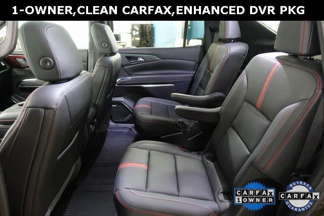 Photo of 2024 Bronze Metallic Chevrolet Traverse