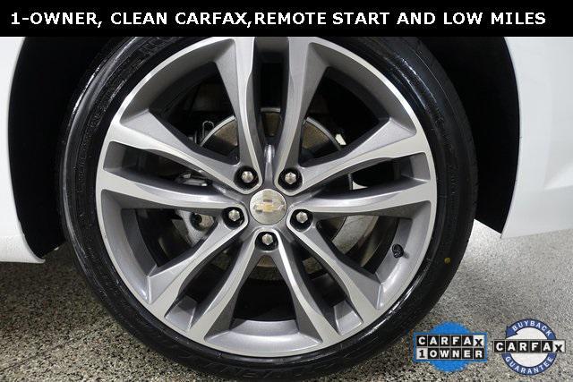 Photo of 2024 Summit White Chevrolet Malibu