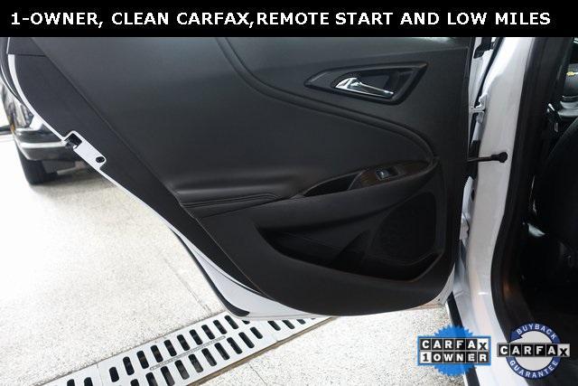 Photo of 2024 Summit White Chevrolet Malibu