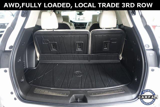Photo of 2023 White Frost Tricoat Buick Enclave