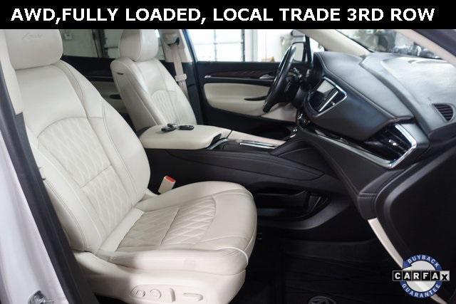 Photo of 2023 White Frost Tricoat Buick Enclave