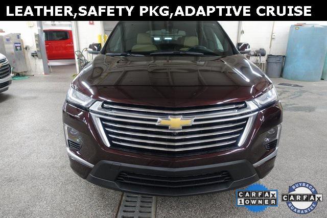 Photo of 2023 Black Cherry Metallic Chevrolet Traverse
