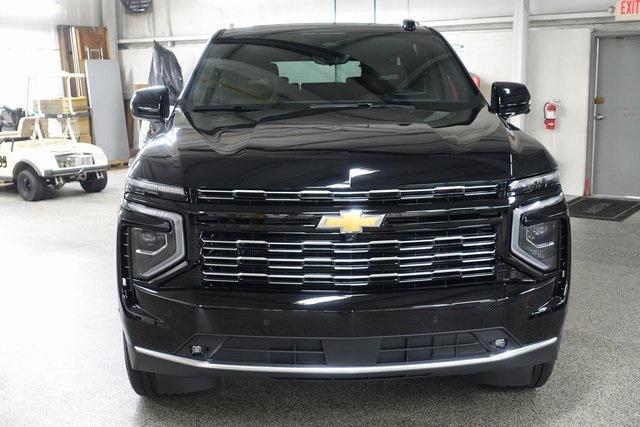 Photo of 2025 Black Chevrolet Suburban