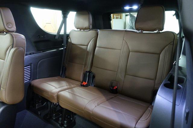 Photo of 2025 Black Chevrolet Suburban